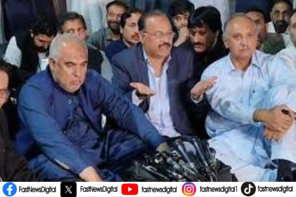 پی ٹی آئی قیادت کی پارٹی رہنماوں پر پولیس تشدد کی مذمت